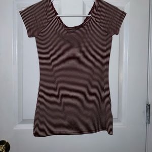 Old Navy maroon and white striped short sleeve top size S